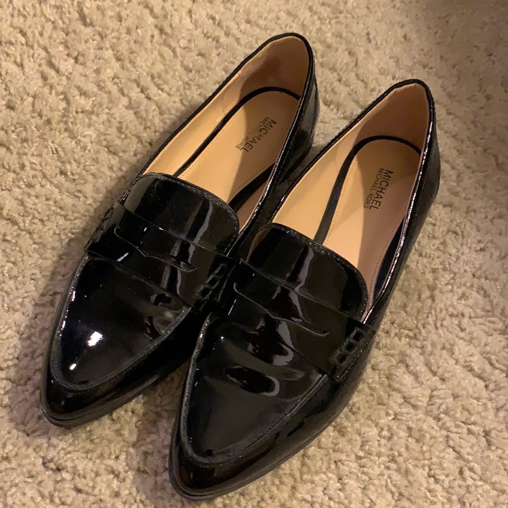 Relisting - Michael Kors loafers
